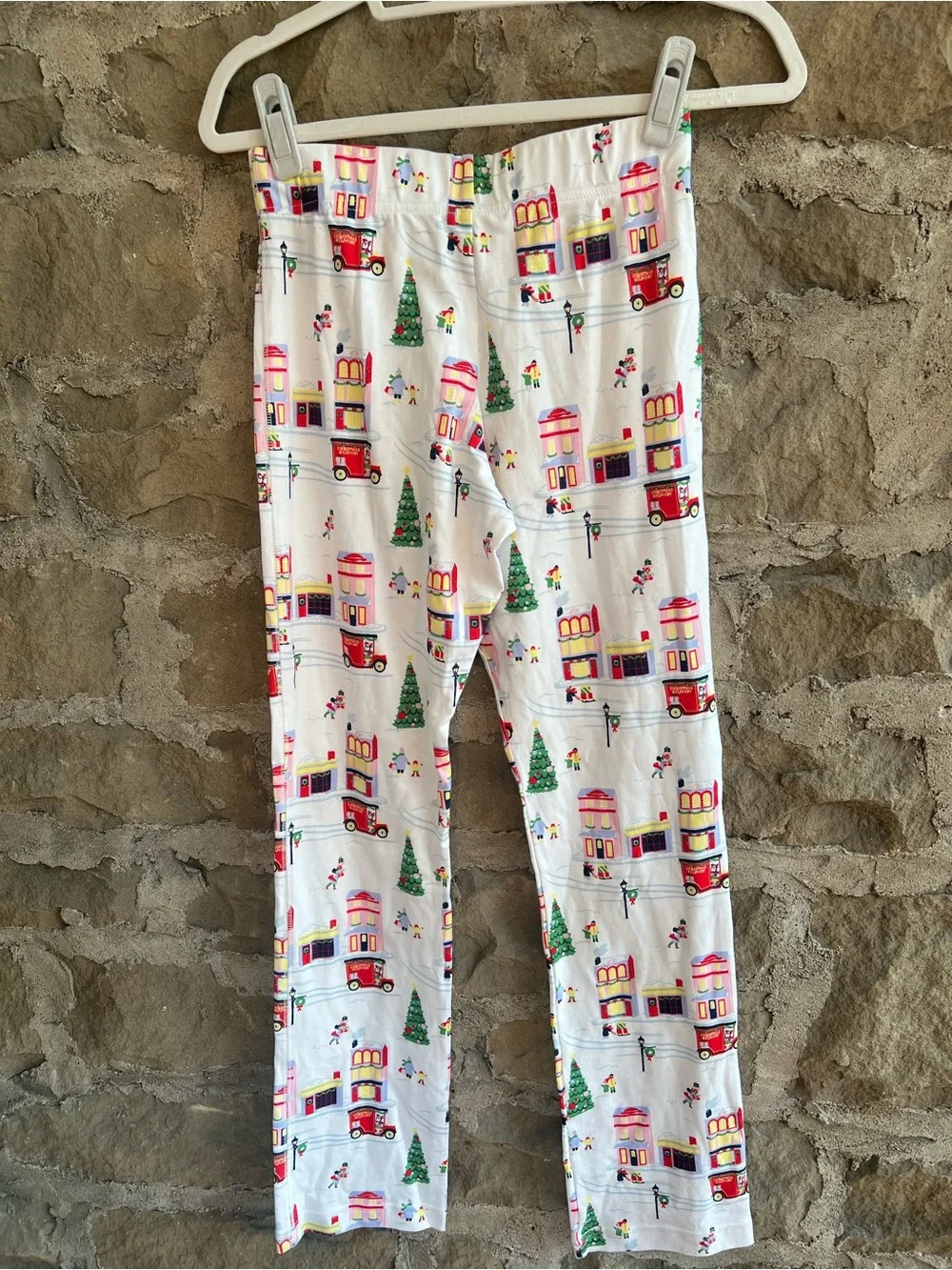 NWT TBBC size XS Coastal Living  Christmas lounge set in Merry Little Main print